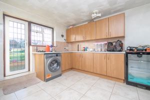 GUTTERIDGE HALL LANE- click for photo gallery